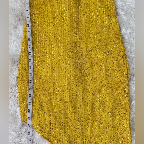 NWOT 🌼 Yellow Sequin Strapless Asymmetrical Dress - Picture 14 of 17